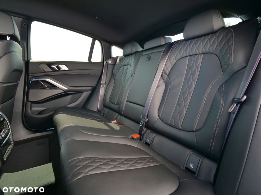 BMW X6 xDrive30d mHEV sport - 32