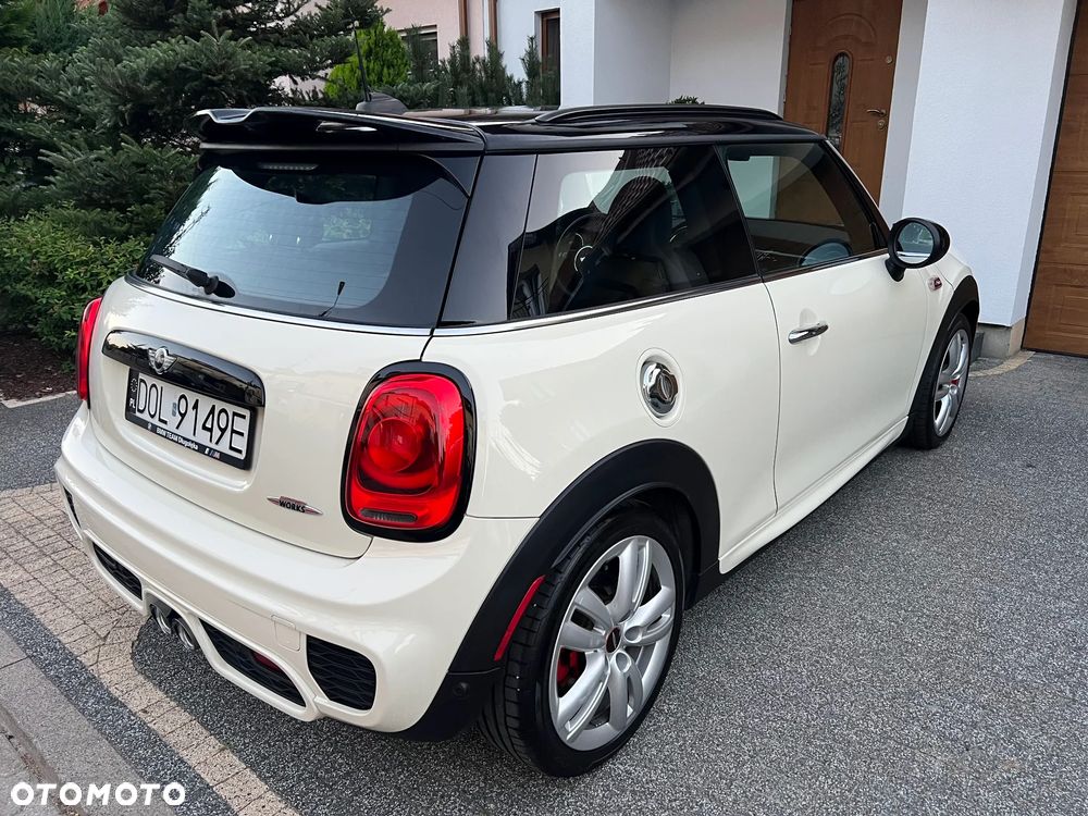 MINI Cooper John Works - 8