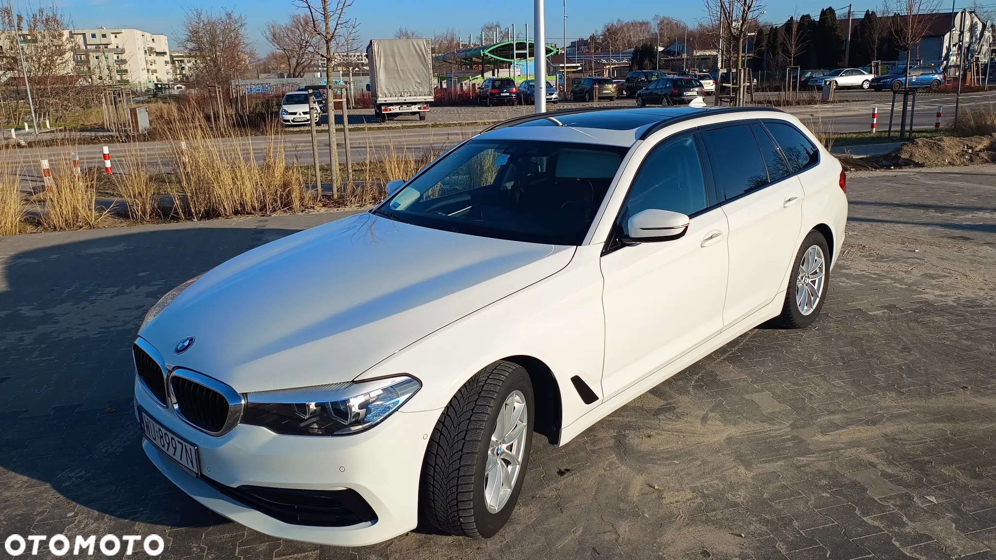 BMW Seria 5 520d Sport Line - 10