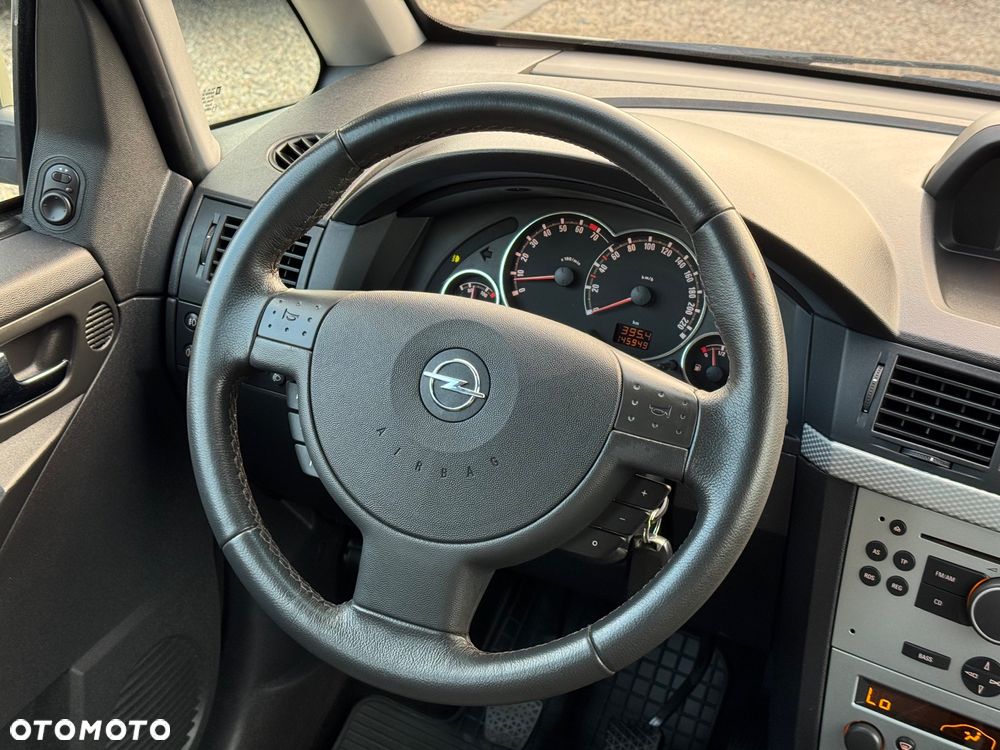 Opel Meriva 1.6 16V Cosmo - 26