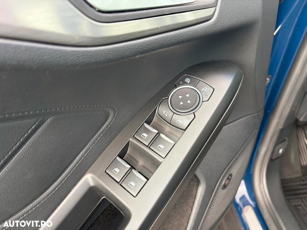 Ford Focus 1.0 EcoBoost Titanium - 21