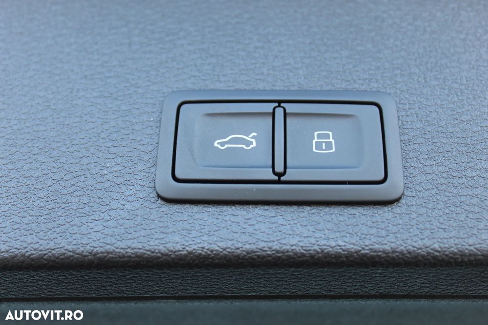 Audi Q2 35 TFSI S tronic Advanced - 33