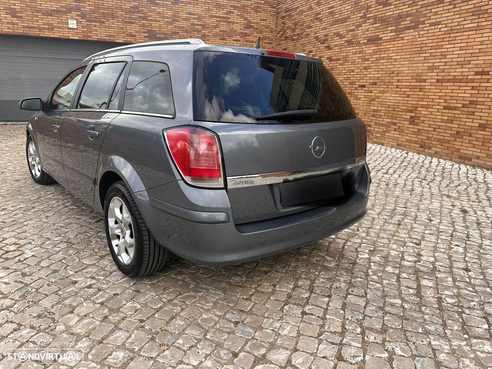 Opel Astra 1.7 CDTI Elegance - 36