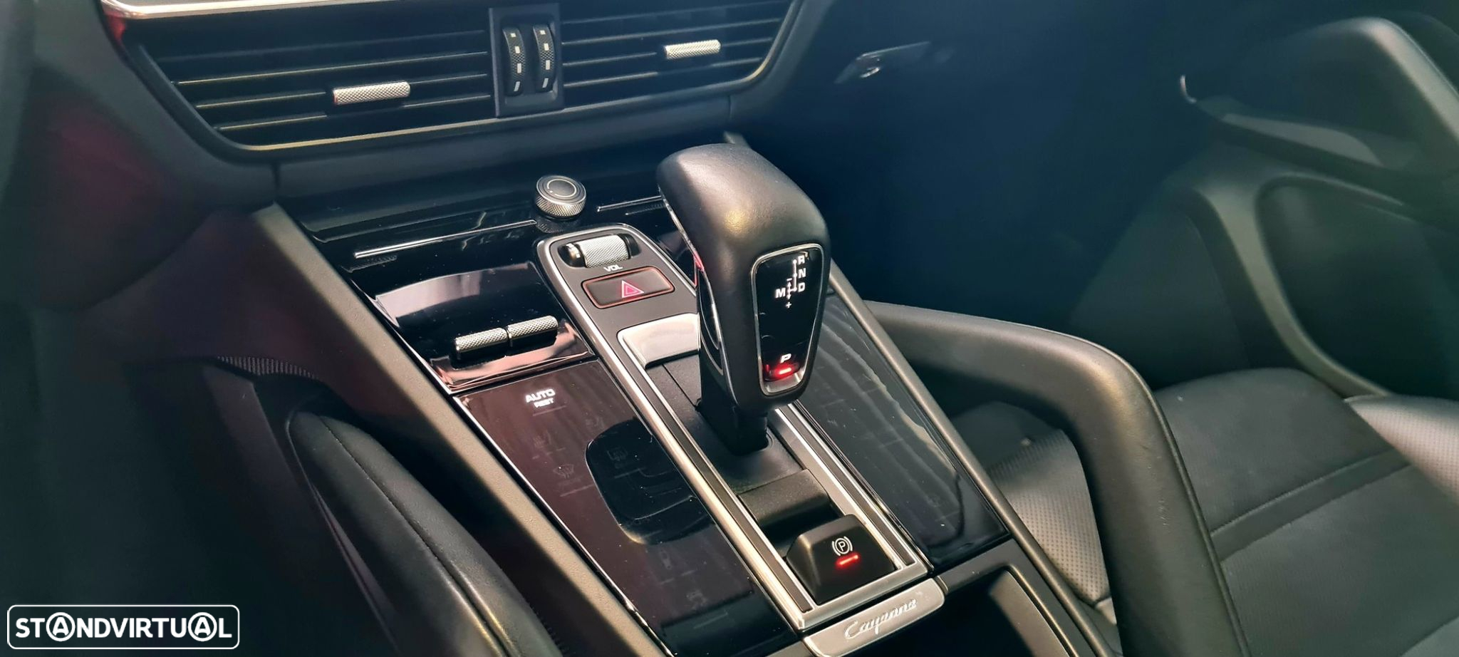 Porsche Cayenne E-Hybrid Platinum Edition - 13