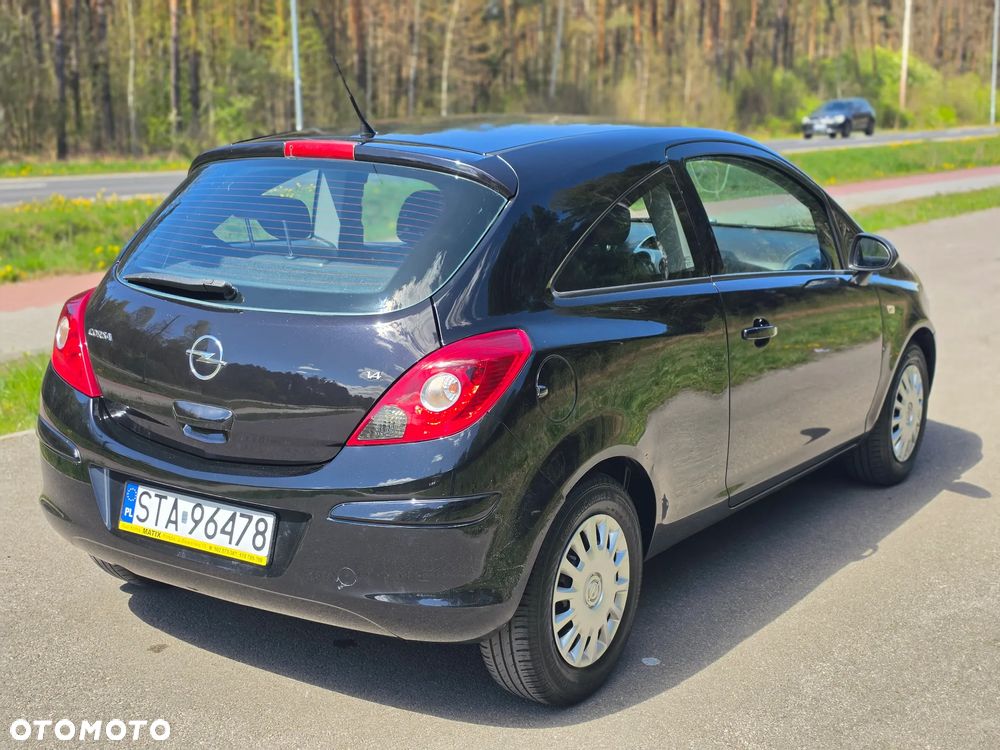 Opel Corsa 1.4 16V Sport - 10