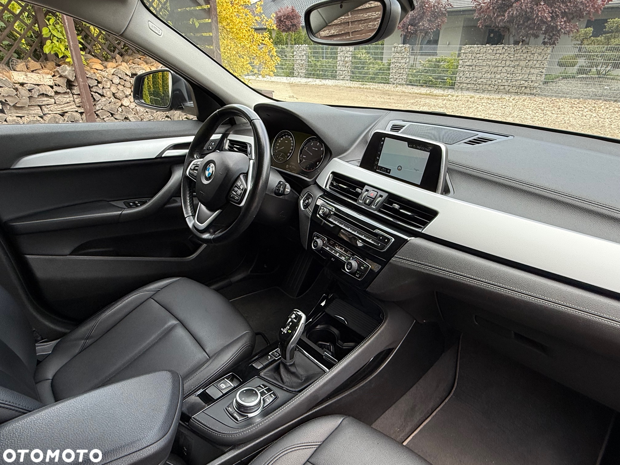 BMW X2 sDrive18d Business Edition sport - 15