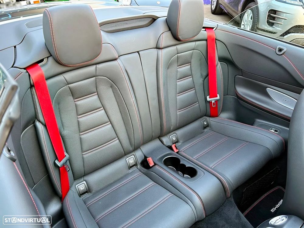 Mercedes-Benz E 53 AMG 4Matic+ - 26