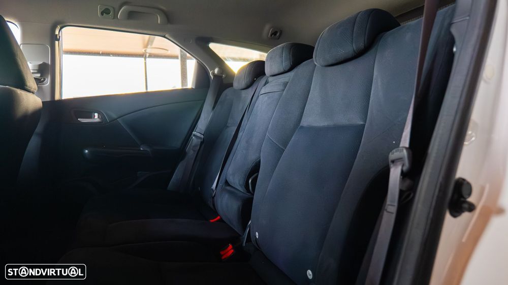 Honda Civic Tourer 1.6 i-DTEC Sport Navi - 24