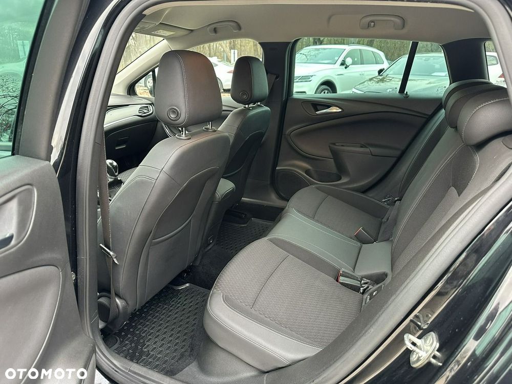 Opel Astra - 17