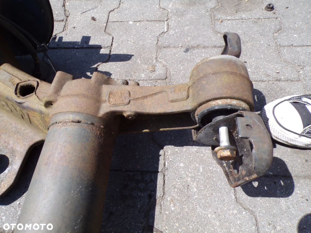 BELKA OŚ ZAWIESZENIA TYŁ OPEL ASTRA J - 7