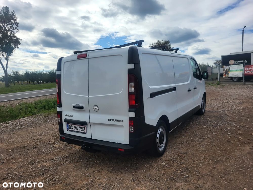 Opel Vivaro - 9