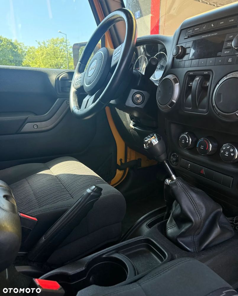 Jeep Wrangler - 7