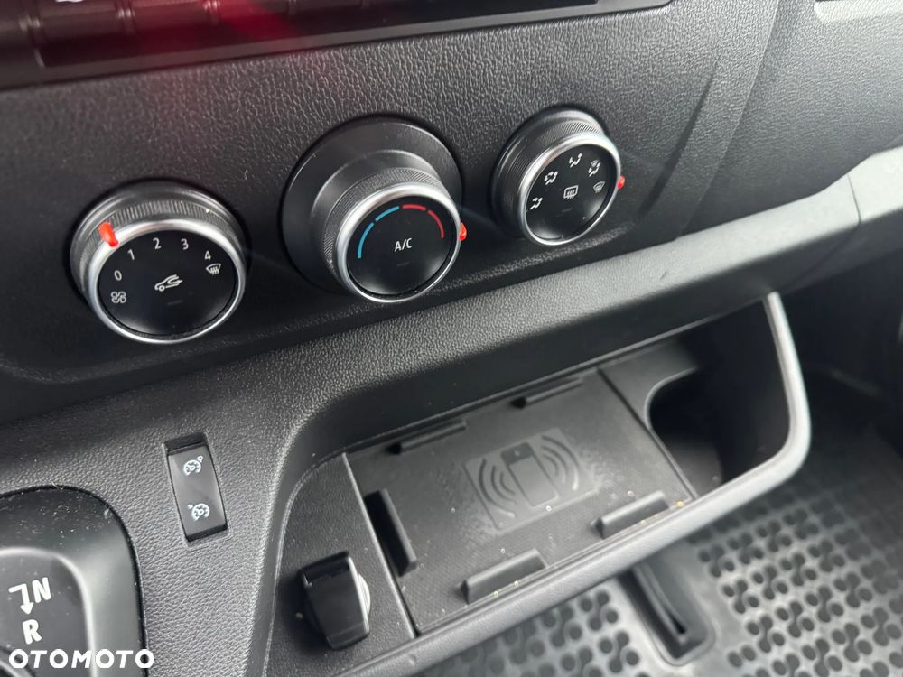 Renault Master L3H3  150 KM - 12