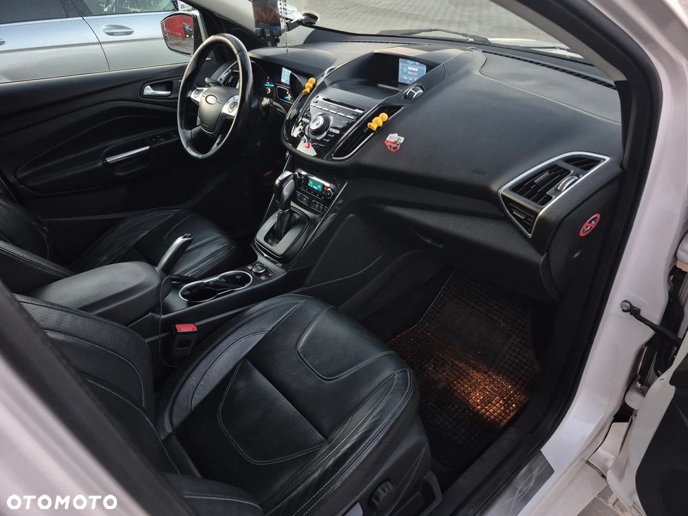 Ford Kuga 2.0 TDCi 4x4 Individual - 24