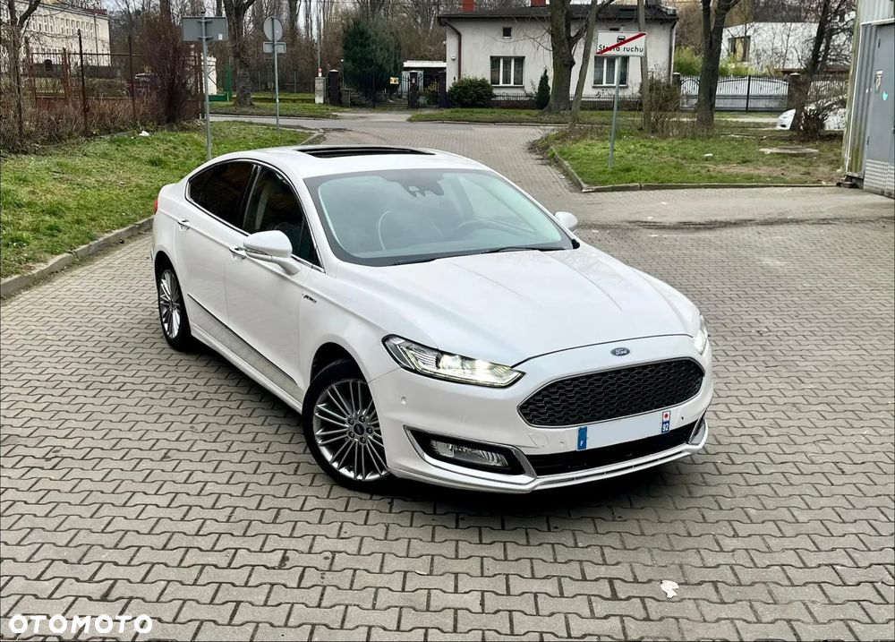 Ford Mondeo 2.0 Hybrid Vignale - 1