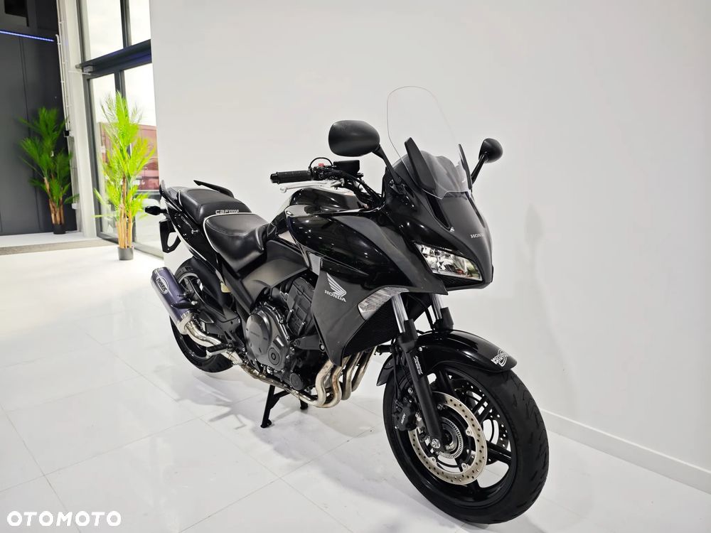 Honda CBF - 2
