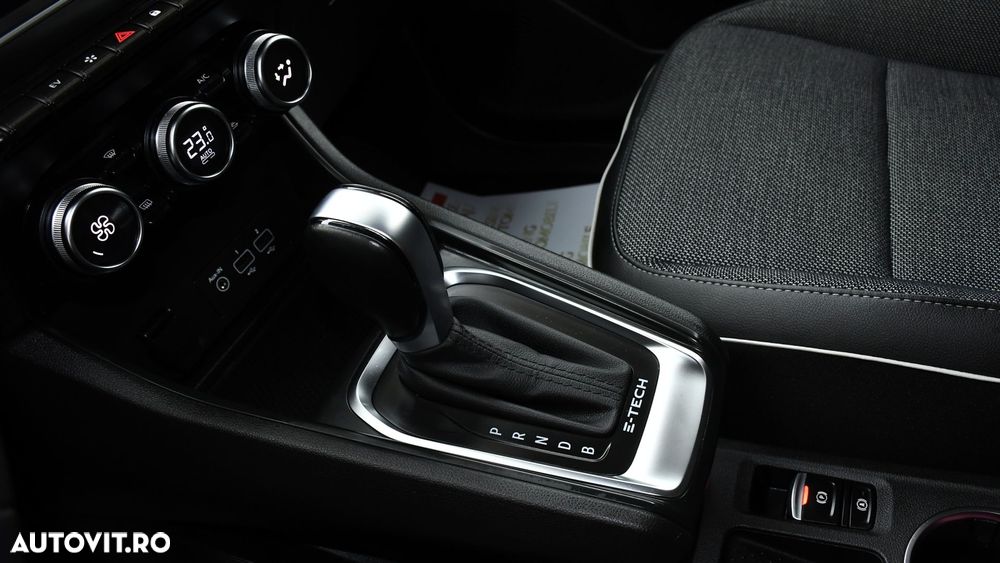 Renault Captur E-TECH Full 145 Equilibre - 13