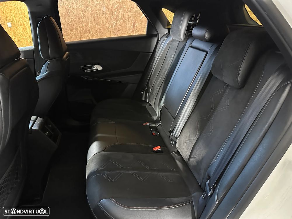 DS DS7 Crossback 1.5 BlueHDi Performance Line EAT8 - 9
