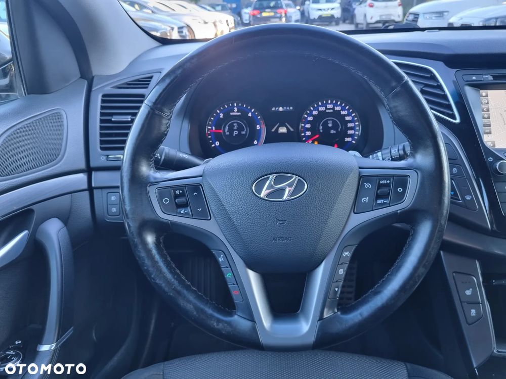 Hyundai i40 1.7 CRDi Premium DCT - 16