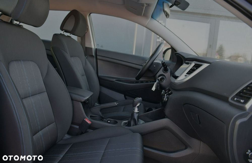 Hyundai Tucson 1.7 CRDI BlueDrive Classic 2WD - 12