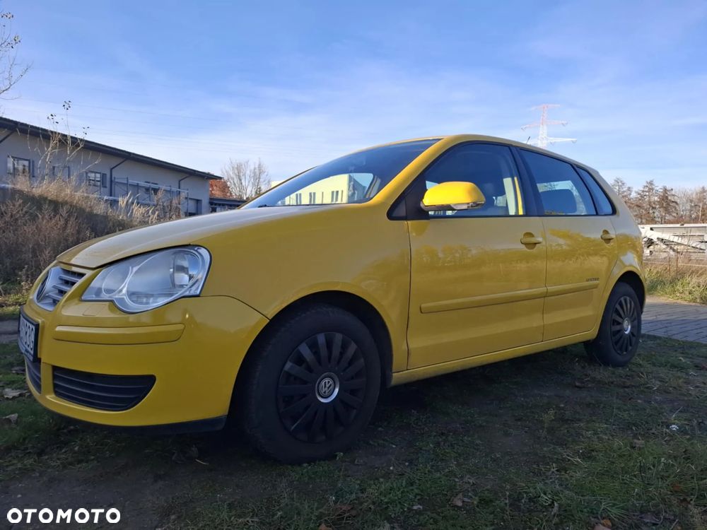 Volkswagen Polo - 1