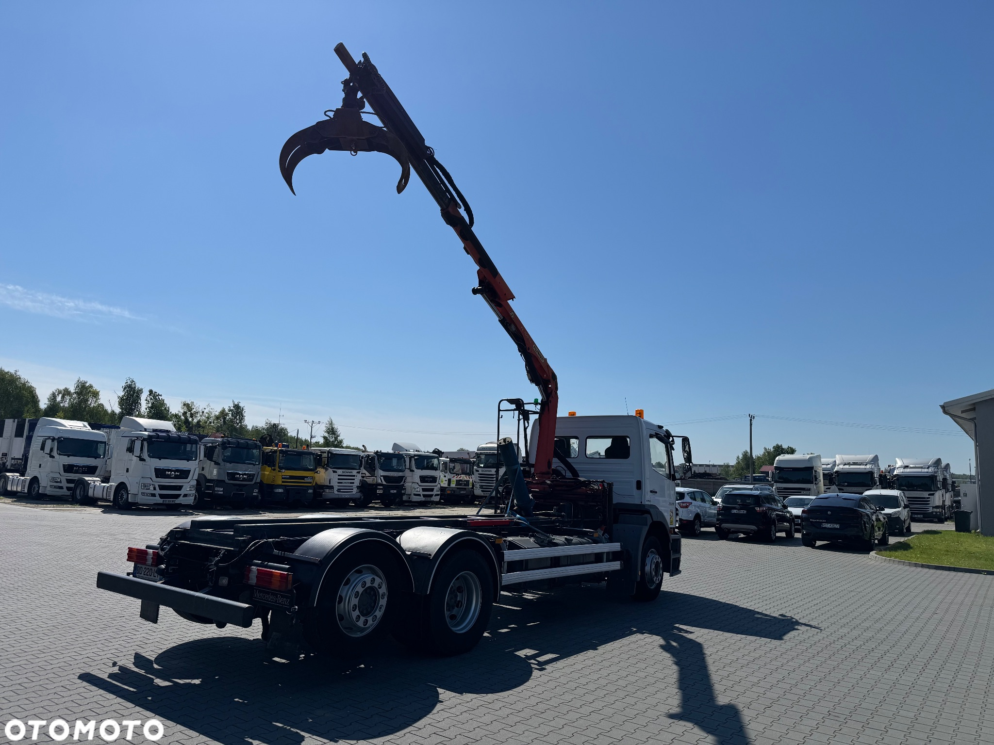 Mercedes-Benz AXOR 2533 6x2 podnoszona/skrętna Dżwig Palfinger Hwytak Rotator - 6