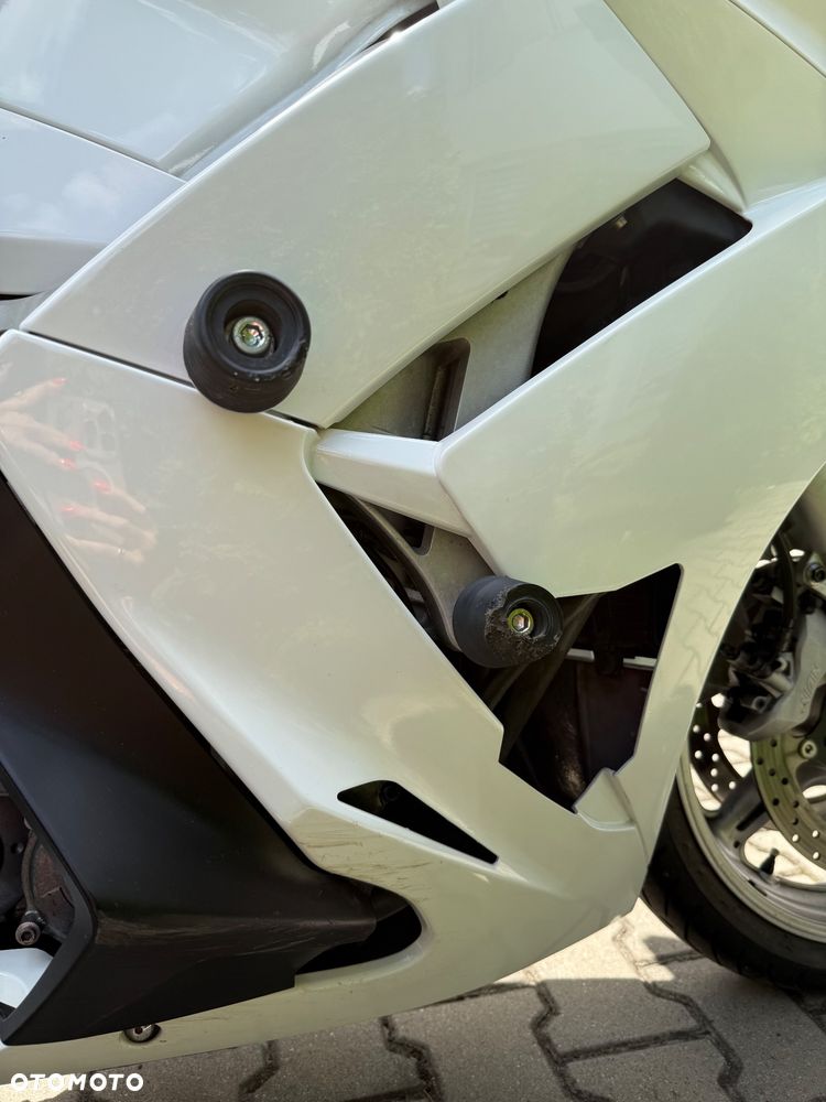 Yamaha FJR - 10