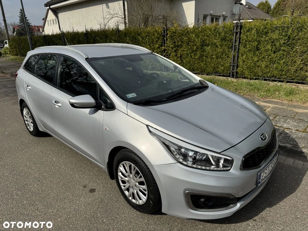 Kia Ceed 1.6 GDI M DCT - 6