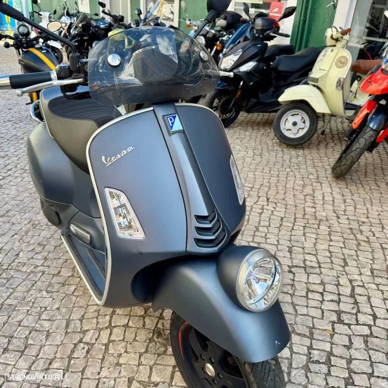 Piaggio Vespa GTS 300 - 27