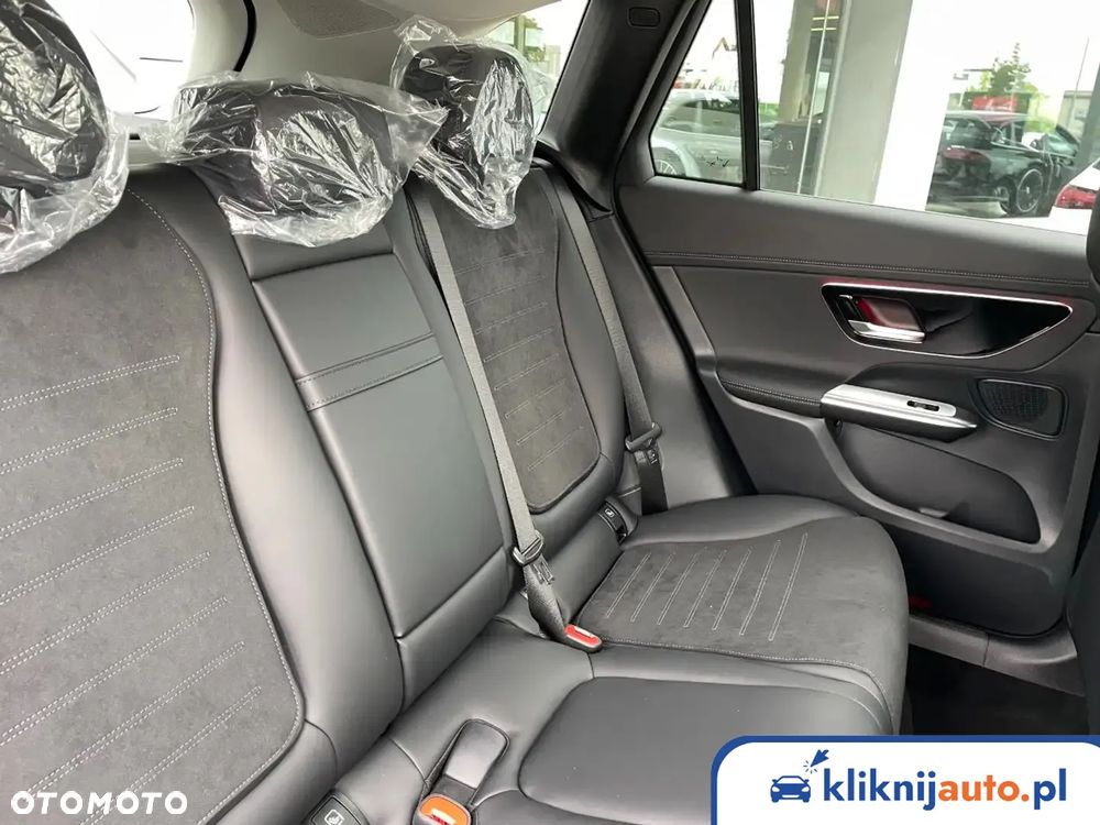Mercedes-Benz GLC 300 e PHEV 4-Matic AMG Line - 8