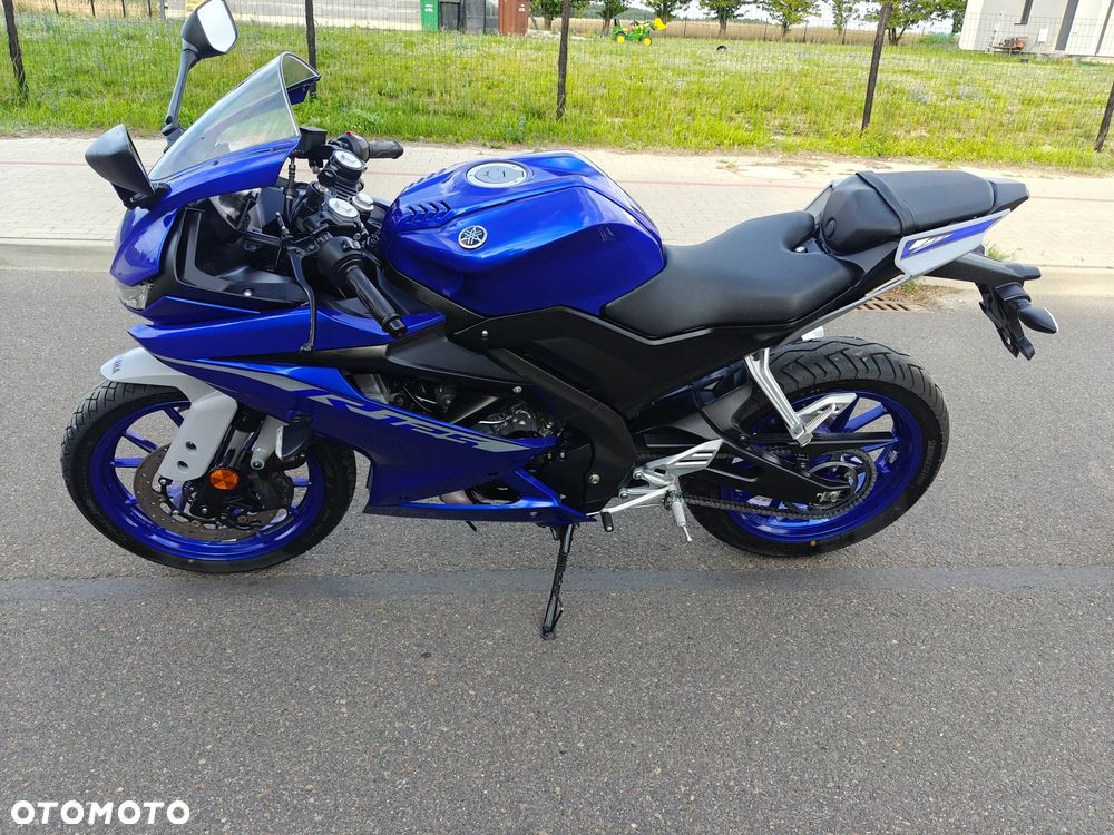 Yamaha YZF - 15