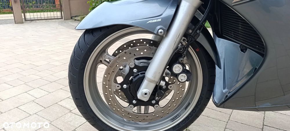 Yamaha FJR - 39