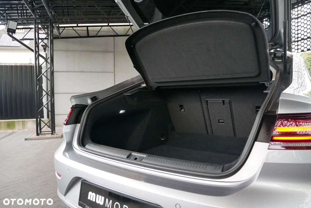 Volkswagen Arteon 2.0 TDI SCR 4Motion DSG Elegance - 31