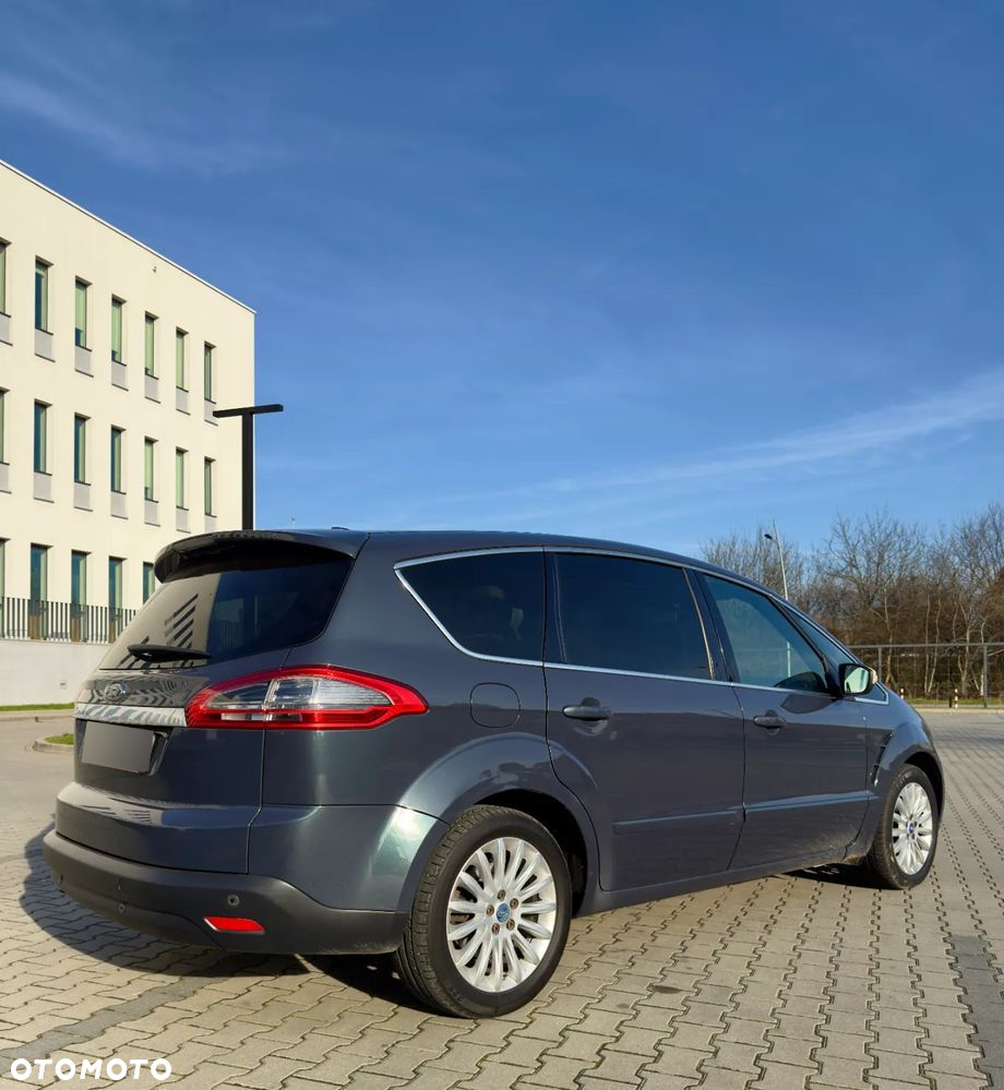 Ford S-Max - 8