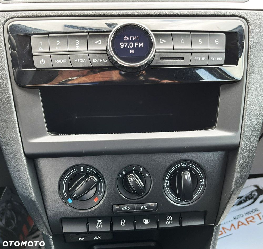 Skoda RAPID - 15