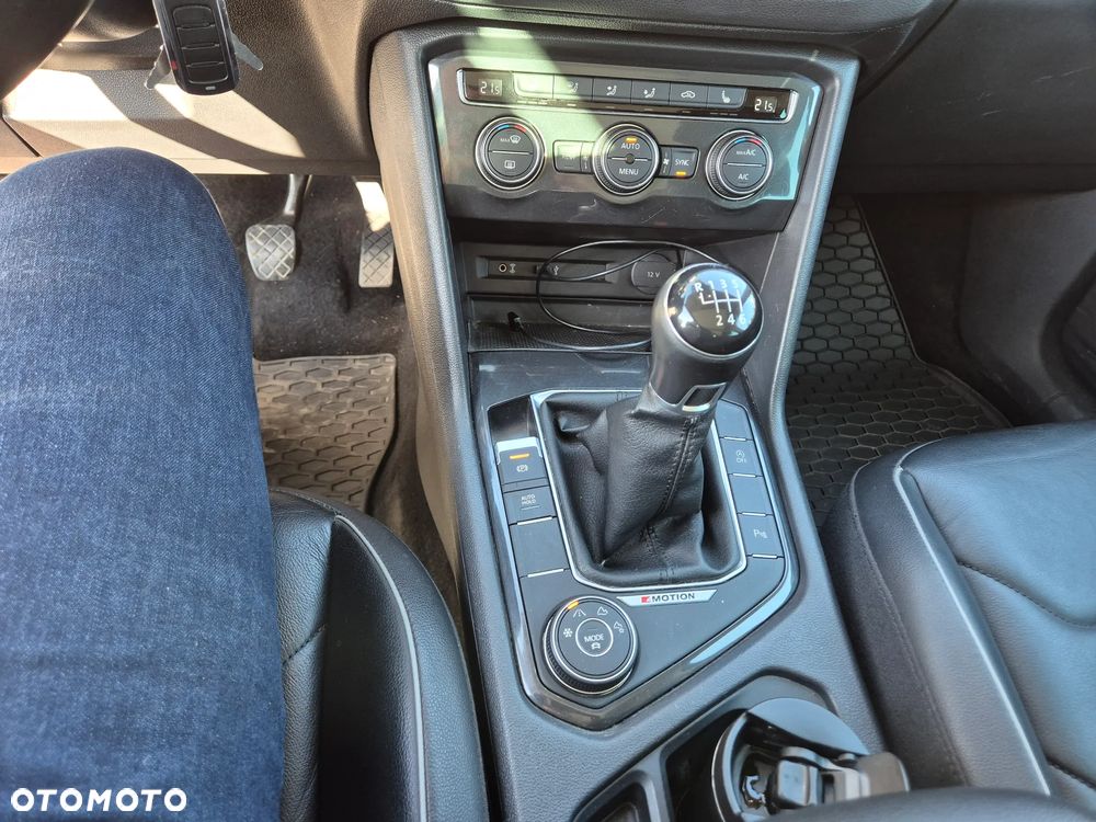 Volkswagen Tiguan 2.0 TDI SCR 4Motion (BlueMotion Tech) Highline - 13