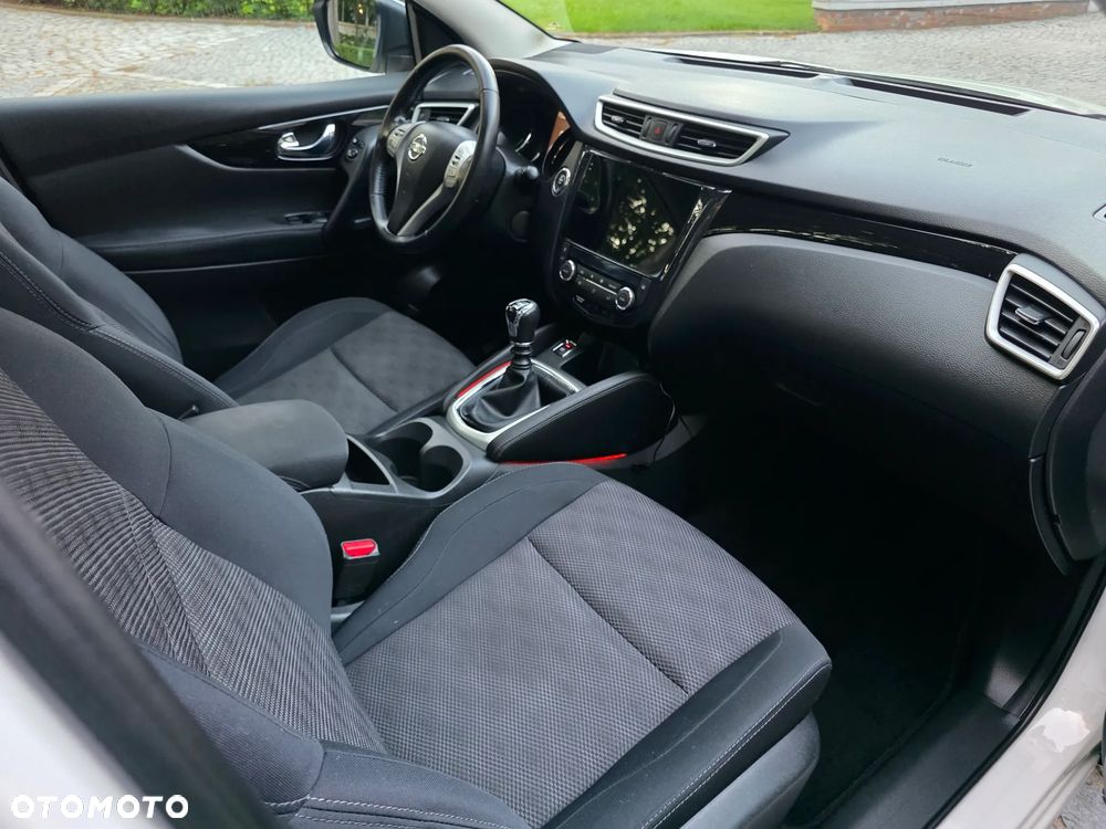 Nissan Qashqai 1.2 DIG-T 360 - 15