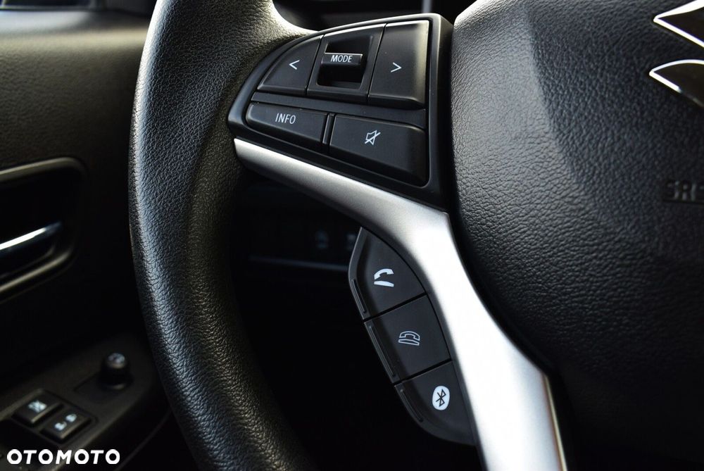 Suzuki Ignis - 19