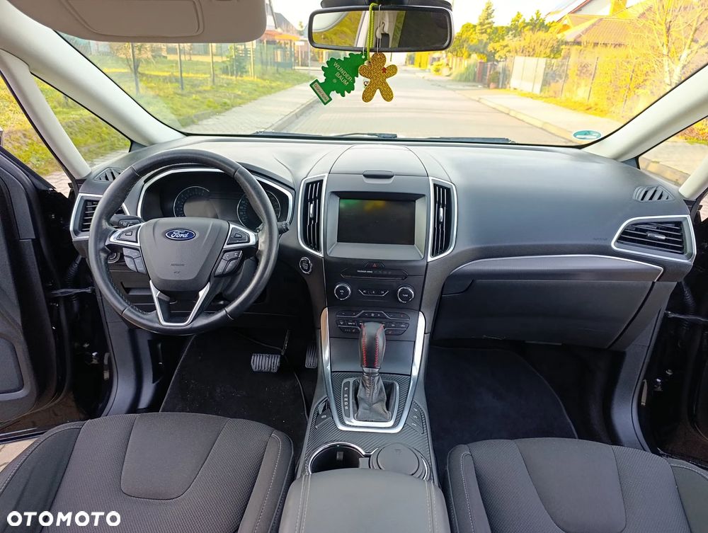 Ford S-Max 2.0 TDCi Titanium PowerShift - 7