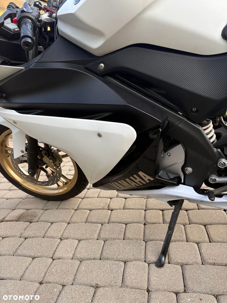 Yamaha YZF - 7