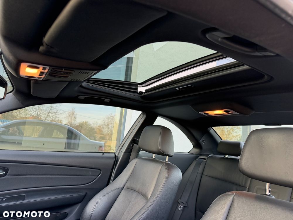 BMW Seria 1 118d DPF Edition Sport - 27