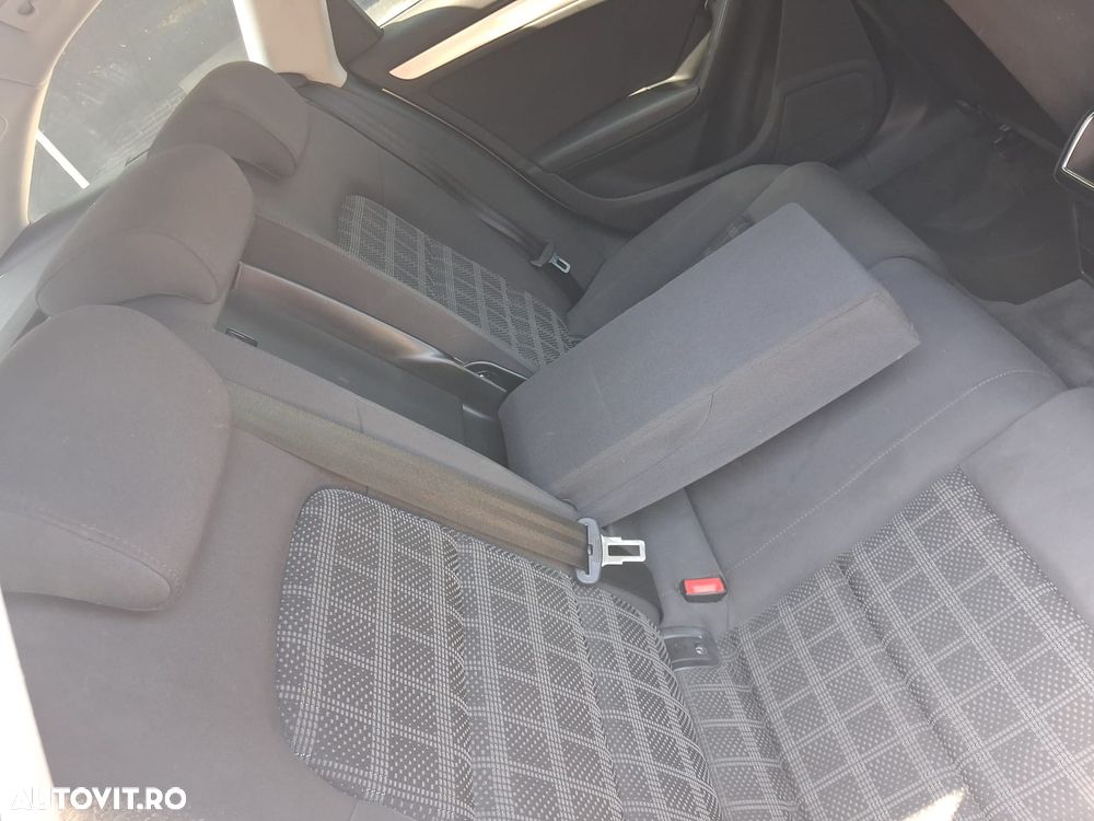 Audi A4 Avant 2.0 TDI Sport - 12