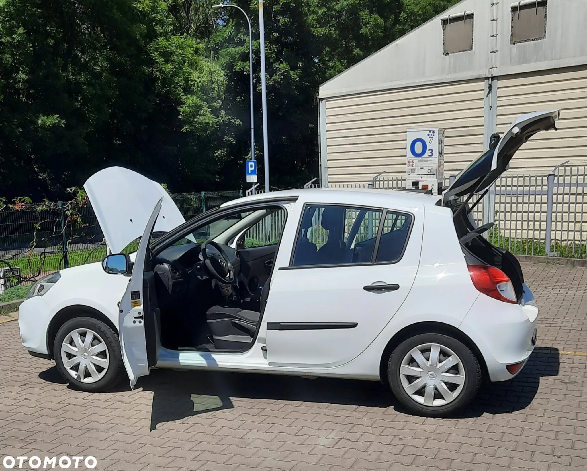 Renault Clio - 2