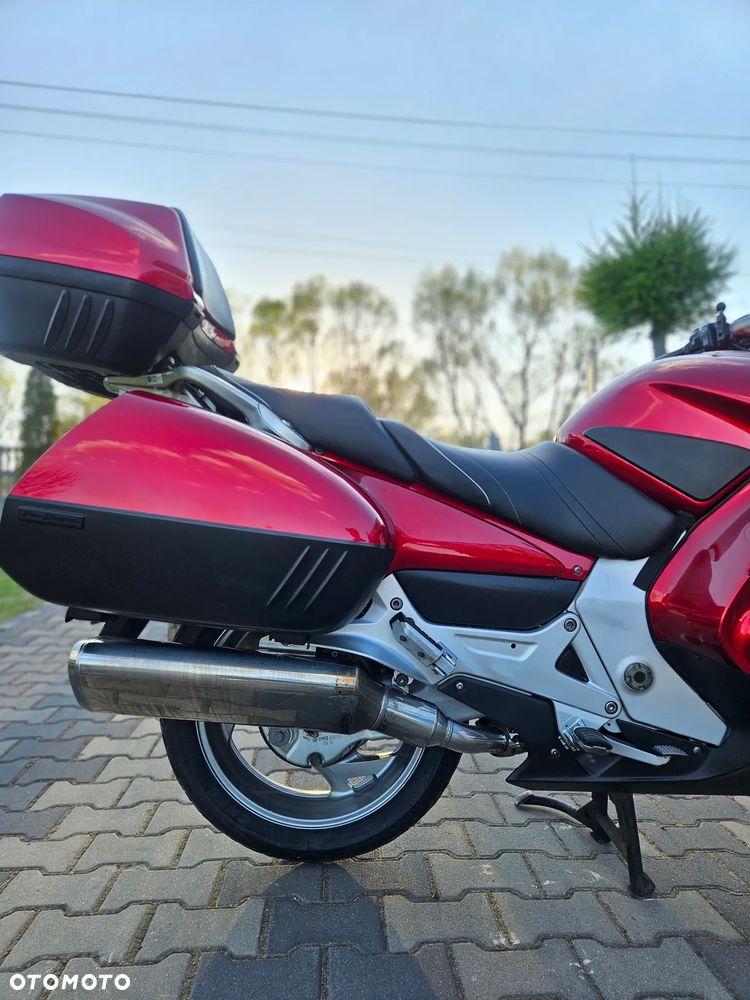 Honda ST - 5