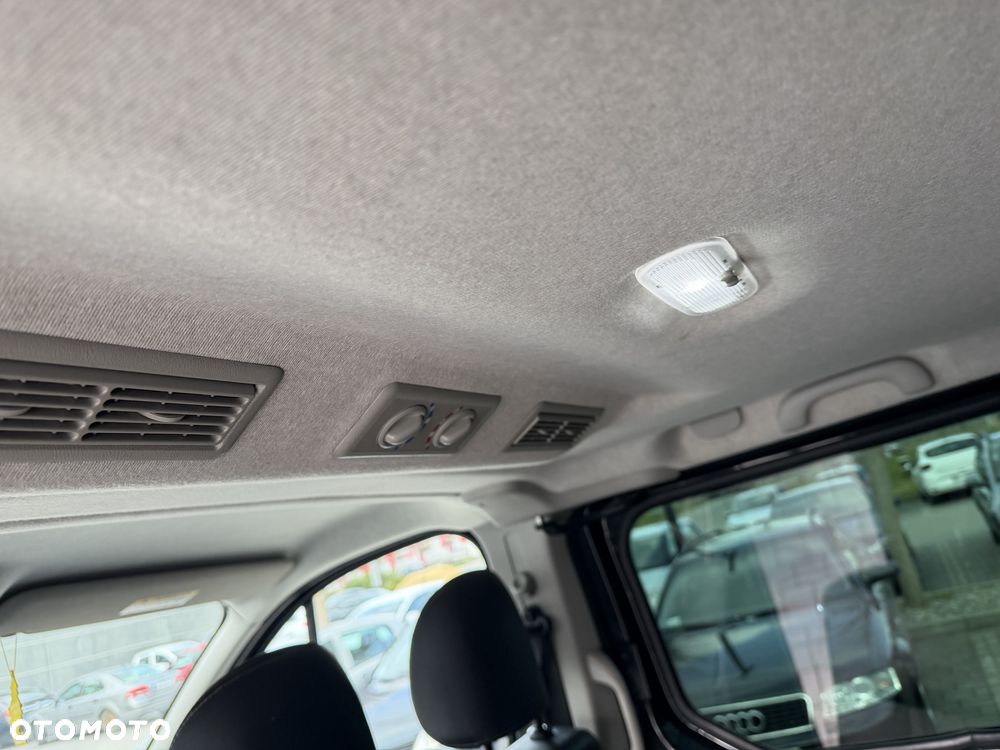 Opel Vivaro - 6