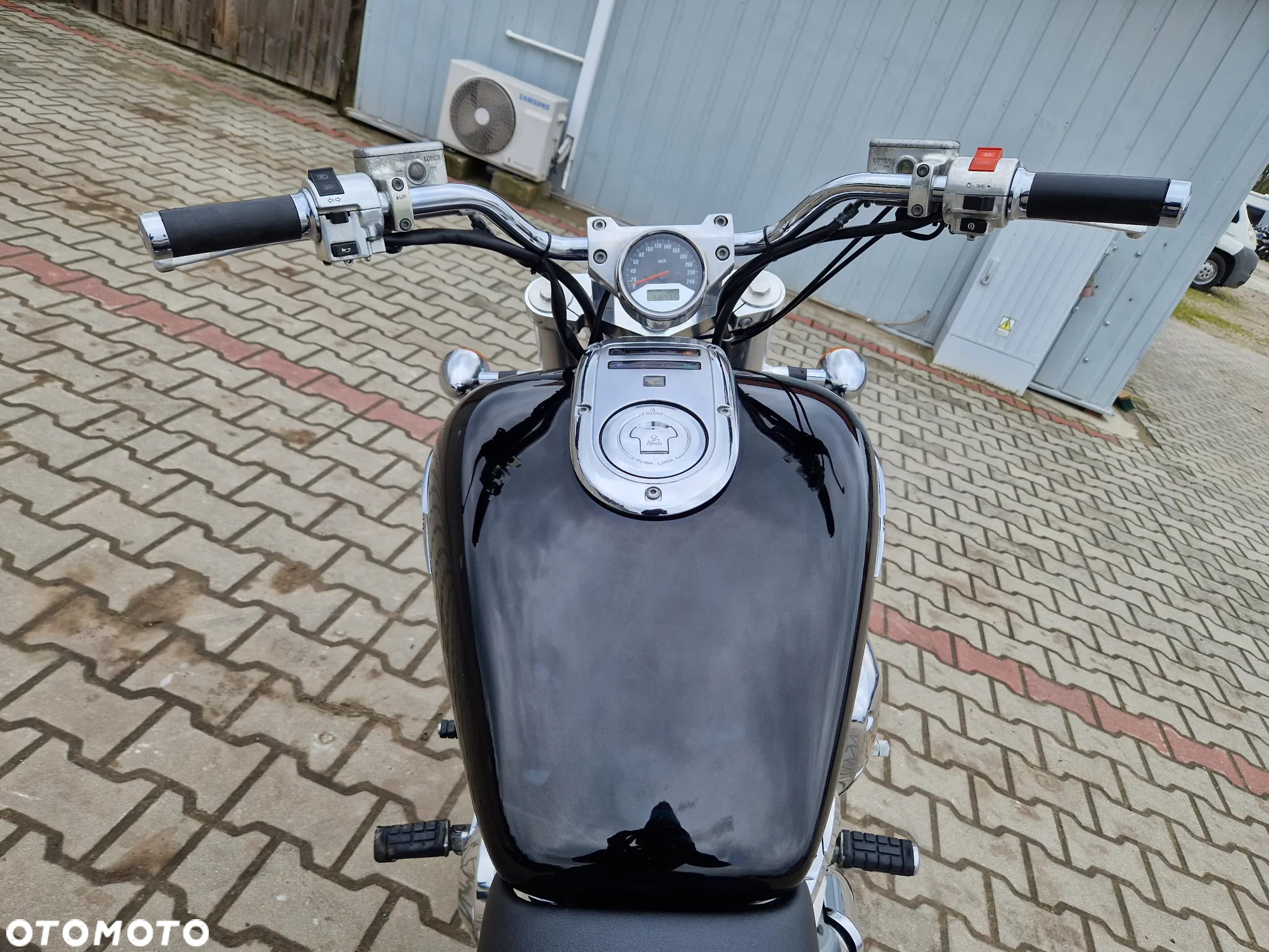 Honda VTX - 7
