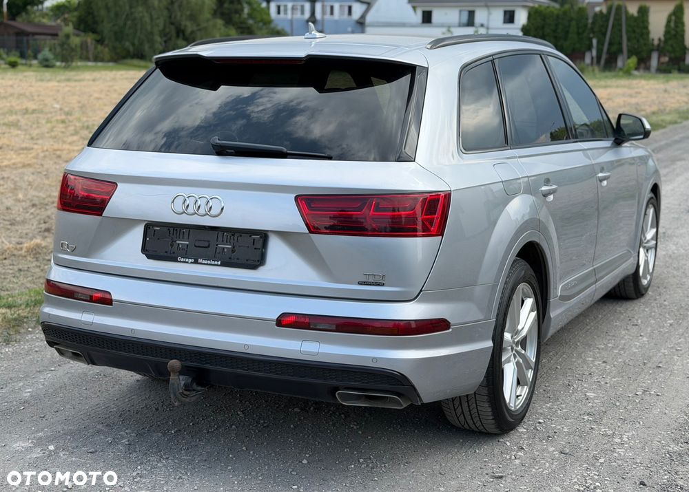 Audi Q7 - 3