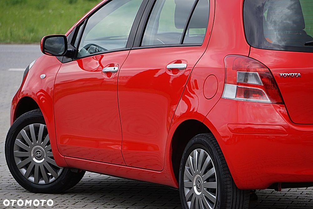 Toyota Yaris - 18