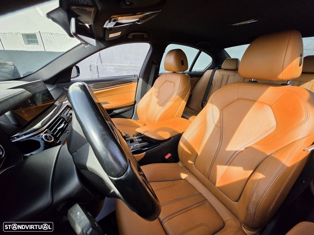 BMW 530 e iPerformance Line Luxury - 3