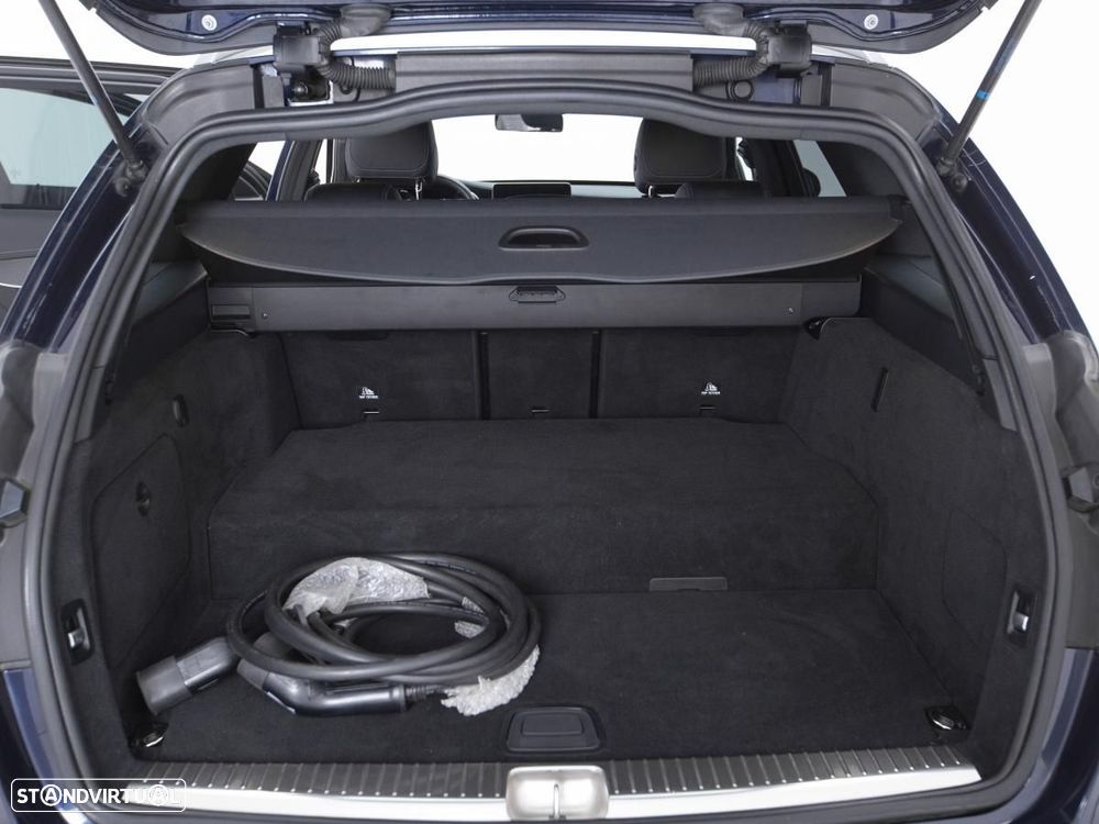 Mercedes-Benz C 300 de T 9G-TRONIC AMG Line - 13